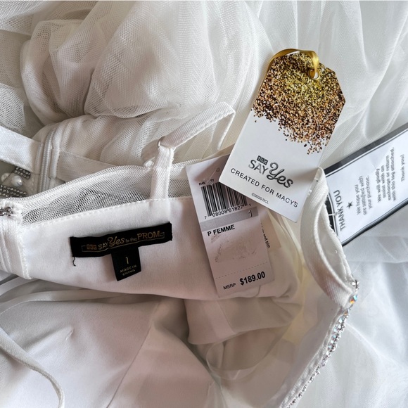 TLC Say Yes To The prom White Gown with Beaded Details size 1 - Picture 9 of 15